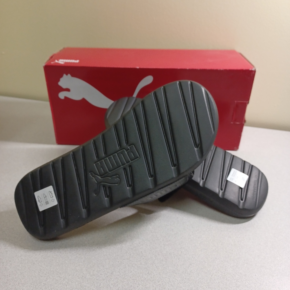 NEW Puma Slides - Picture 5 of 8